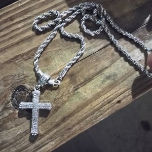 Silver cross chain